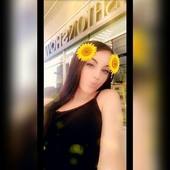 Meet your Posher, Maygen - Picture 1 of 1